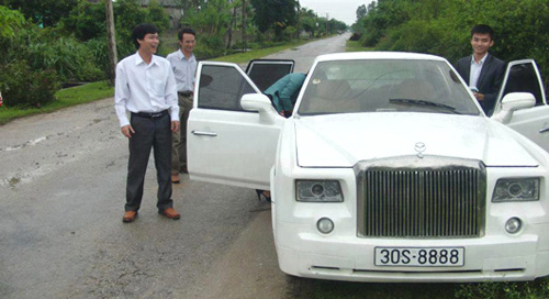 Những ôtô độ thành Rolls-Royce ‘cực độc’ của người Việt - ảnh 8