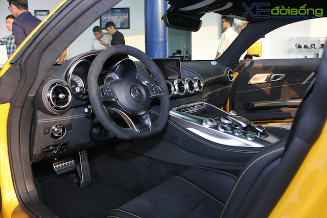 “Mãnh thú' Mercedes-AMG GT S đầu tiên về Việt Nam giá hơn 8 tỷ đồng - ảnh 3