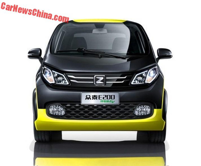 Zotye E200 EV là mẫu ô tô điện 4 bánh đã lần đầu tiên trình làng trong triển lãm Thượng Hải 2015 diễn ra năm ngoái. Theo một số nguồn tin, Zotye E200 EV có thể sẽ bắt đầu được bày bán trên thị trường Trung Quốc vào tháng 4 năm nay với giá dự đoán 70.000 Nhân dân tệ, tương đương 241 triệu Đồng.