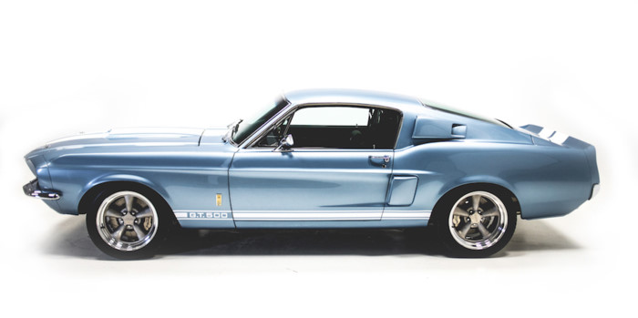 Revology Shelby GT500 -