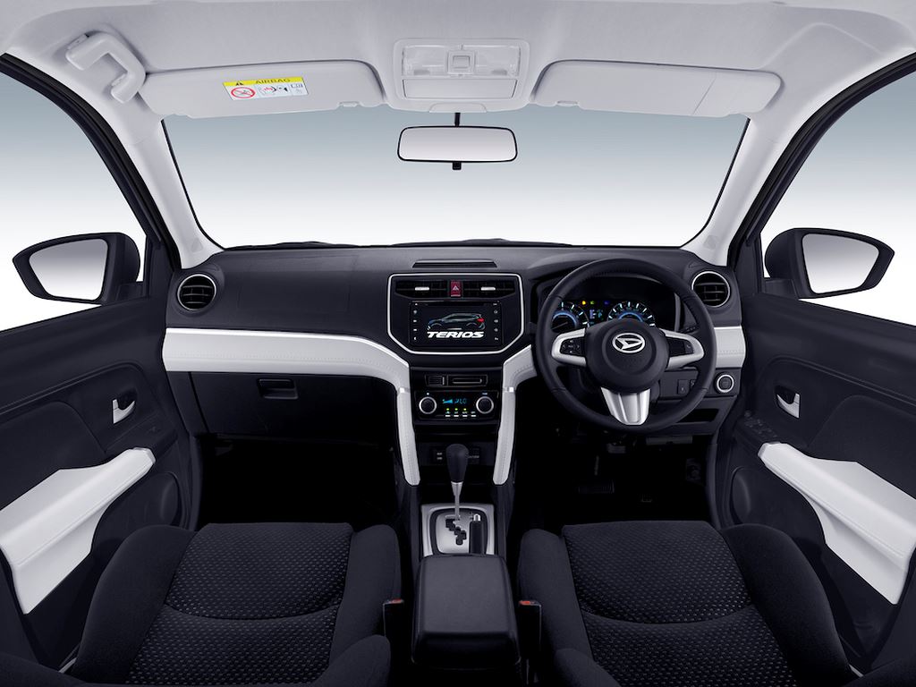 MPV giá rẻ Daihatsu Terios 2018: “Anh em song sinh” với Toyota Rush ảnh 3