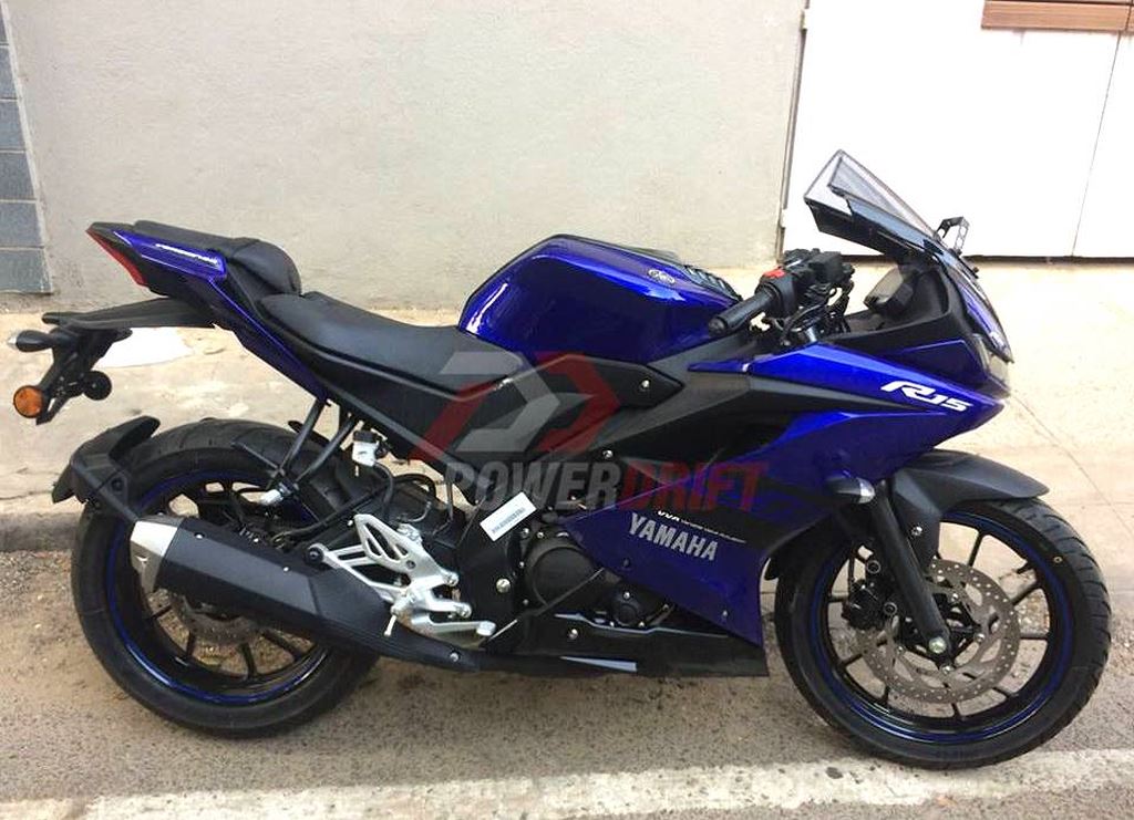 Yamaha R15 V3 tại Ấn Độ