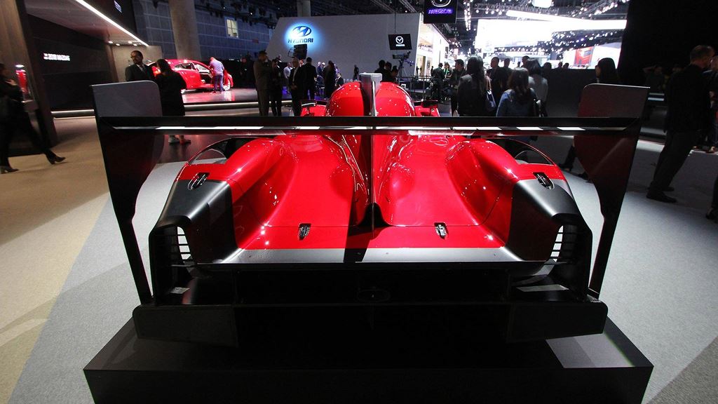 Siêu xe đua Mazda RT24-P trình làng với vẻ đẹp “hoang dại“ ảnh 4