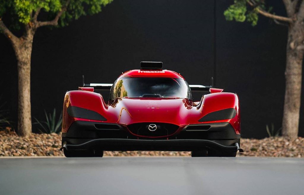 Siêu xe đua Mazda RT24-P trình làng với vẻ đẹp “hoang dại“ ảnh 1