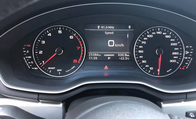 Audi A4 cũ rao bán ngang giá Mẹc C mới - Ảnh 7. Audi A4 cũ rao bán ngang giá Mẹc C mới - Ảnh 7.