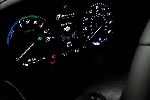 Hyundai Sonata Plug-in Hybrid 2016 9