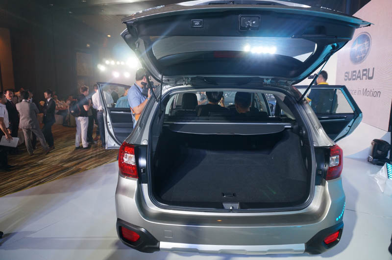 Subaru Outback 2015 ra mắt tại Thái Lan 6
