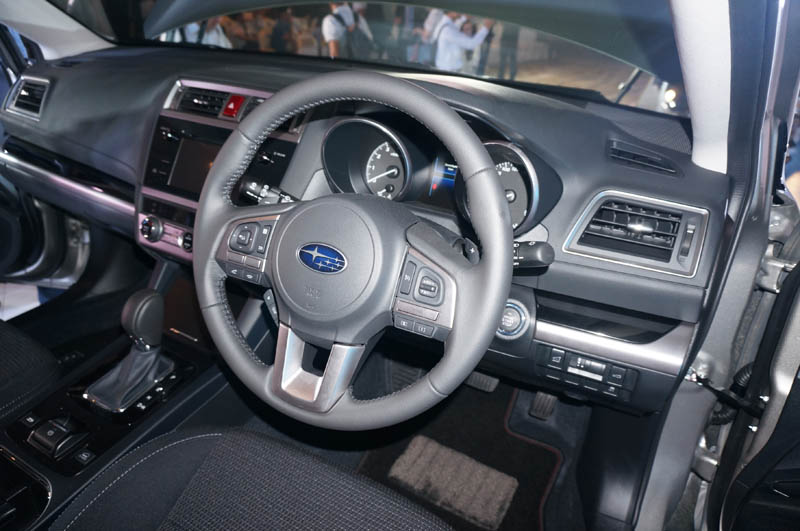 Subaru Outback 2015 ra mắt tại Thái Lan 8