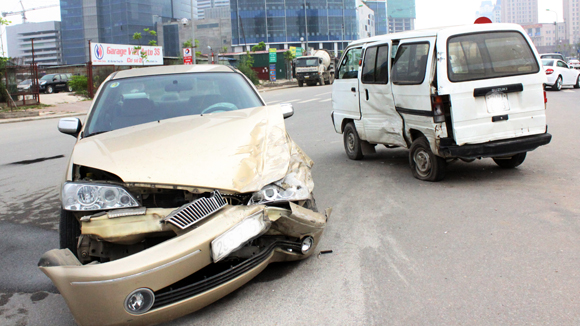 Bảo hiểm vật chất xe ô tô là thiệt hại vật chất do xe gặp tai nạn bất ngờ 1