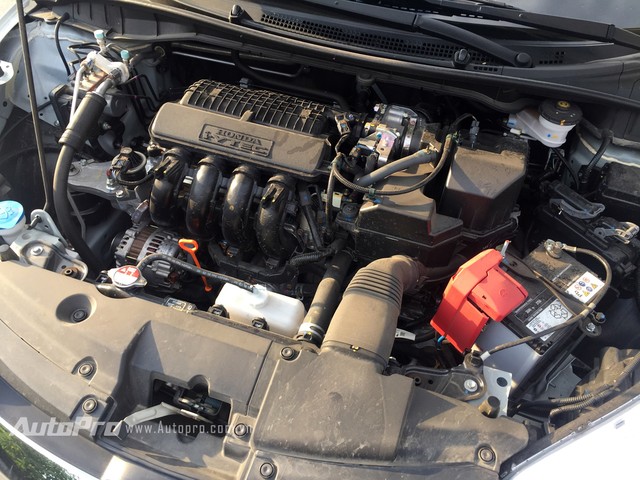 New Honda City 2015 vẫn sử dụng động cơ i-VTEC với dung tích 1.497cc.