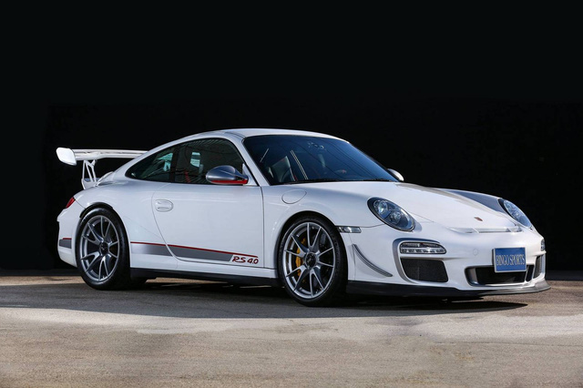 Nếu là tín đồ của nhãn hiệu Porsche, bạn càng không thể bỏ qua showroom của Bingo Sports.
