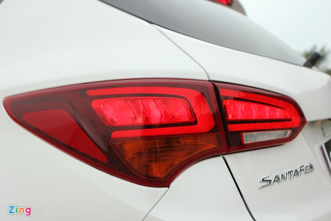 Chi tiet Hyundai Santa Fe 2016 ban may dau gia 1,3 ty dong hinh anh 7