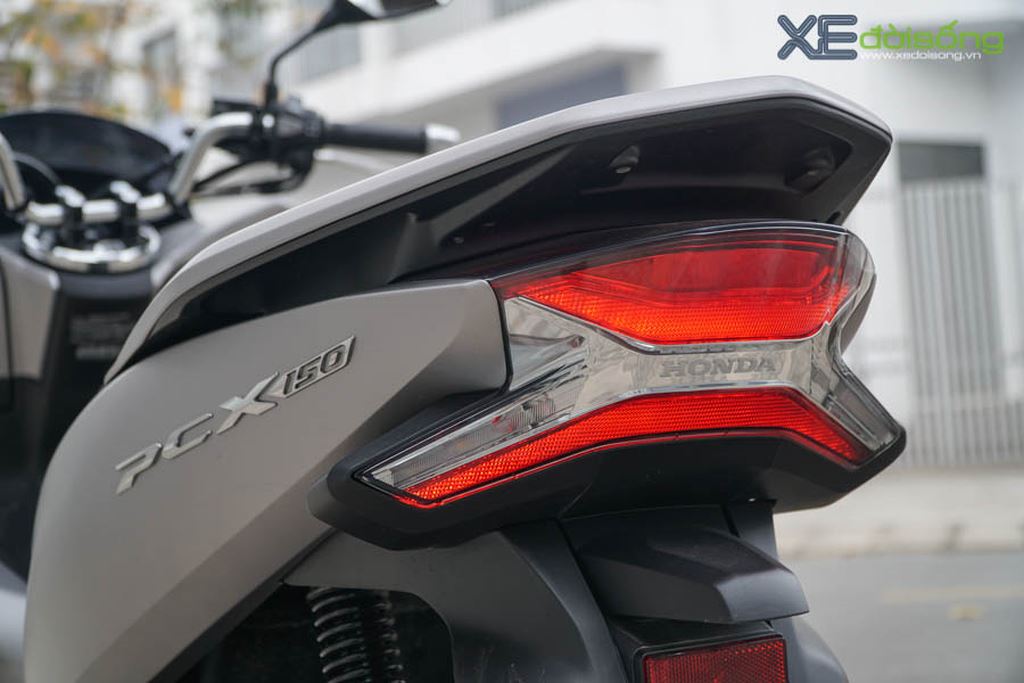 Đánh giá Honda PCX 2018 thế hệ mới: “Vua vẫn là Vua”! ảnh 6