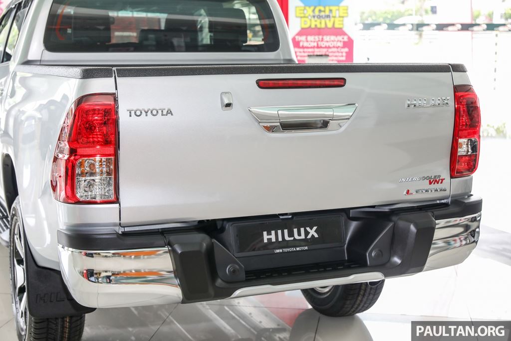 Đánh giá có nên mua Toyota Hilux 2018 cũ không